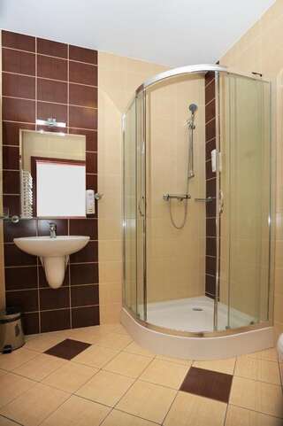 Отель Hotel Imperial Ясло Одноместный номер с ванной комнатой-4